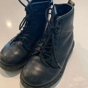 Dr. Martens Boots US 9